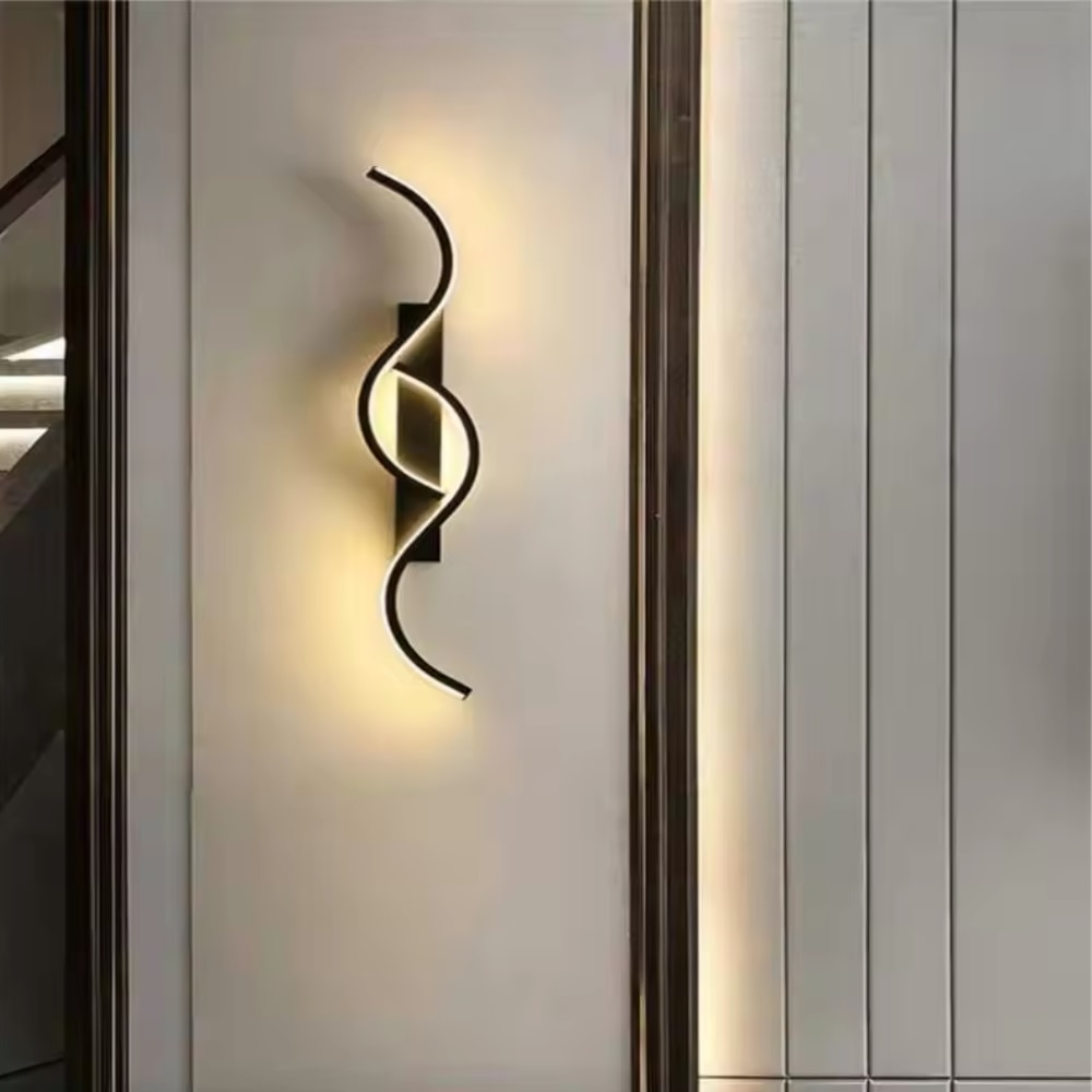 Regulowana lampa ścienna LED w stylu skandynawskim