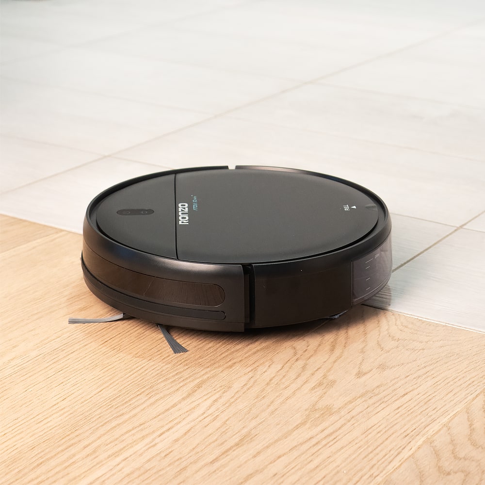 RONZO ATOM IQ Automatyczny odkurzacz i urządzenie do czyszczenia podłóg z bazą ładującą