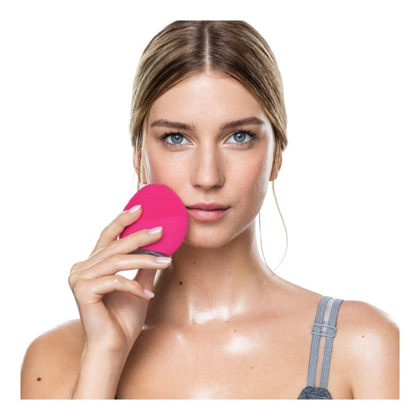 Urządzenie soniczne do masażu i oczyszczania twarzy